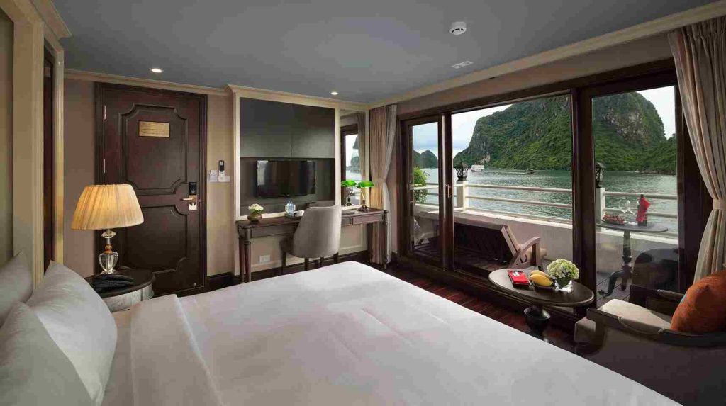 Phòng nghỉ cao cấp trên du thuyền Athena Luxury 