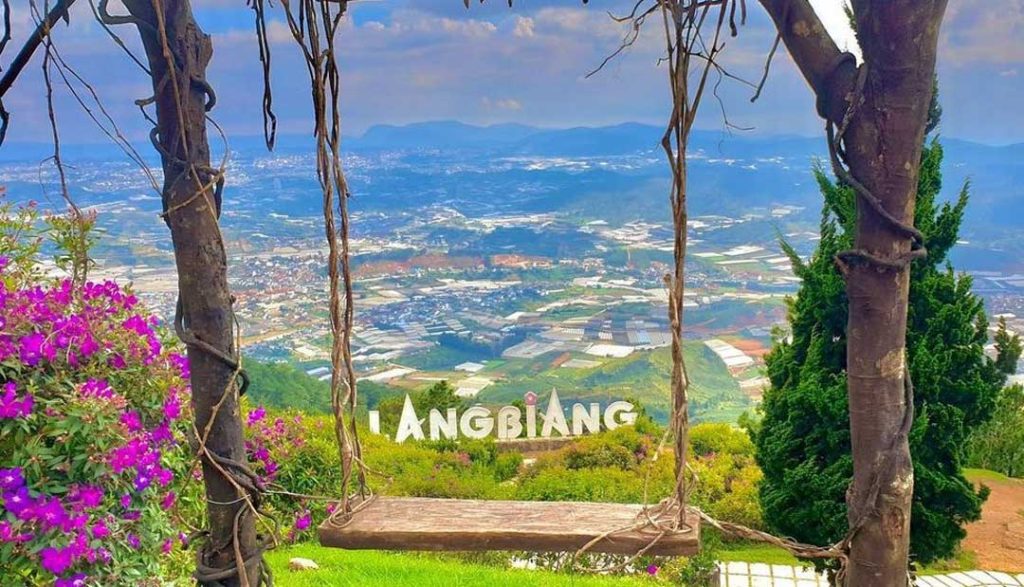 Núi Langbiang Lâm Đồng