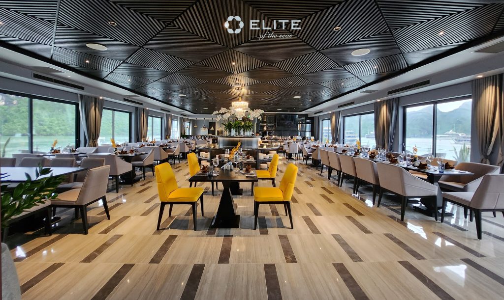 Nhà hàng trên du thuyền 6 sao Elite Of The Seas