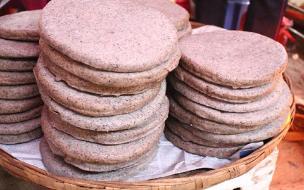 Bánh tam giác mạch - đặc sản nổi tiếng Hà Giang