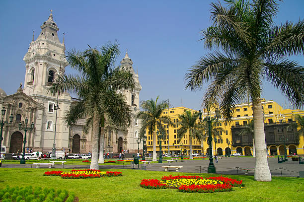 Quảng trường Plaza de Armas lớn và nổi tiếng nhất của thành phố