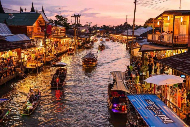 Chợ nổi Damnoen Saduak - chợ nổi lâu đời nhất Thái Lan.