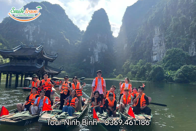 Feedback đoàn khách đi Tour Ninh Bình của Smile Travel 