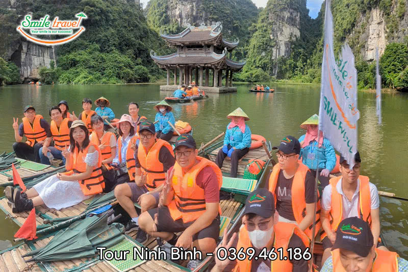Feedback đoàn khách đi Tour Ninh Bình của Smile Travel 