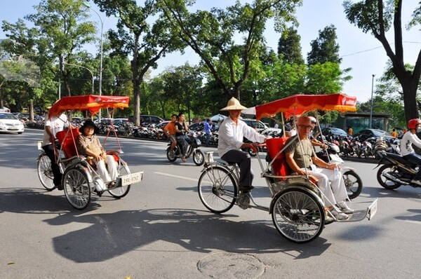 Tour xích lô dạo quanh phố phường Hà Nội