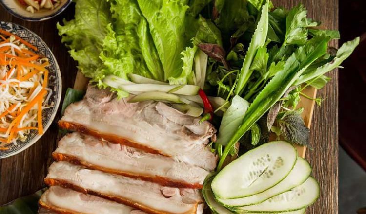 Bánh tráng cuốn thịt heo món ăn ngon Đà Nẵng