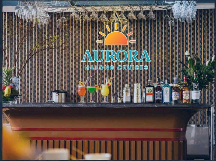Đặt tour du thuyền Aurora Cruise gọi số 0369.461.186