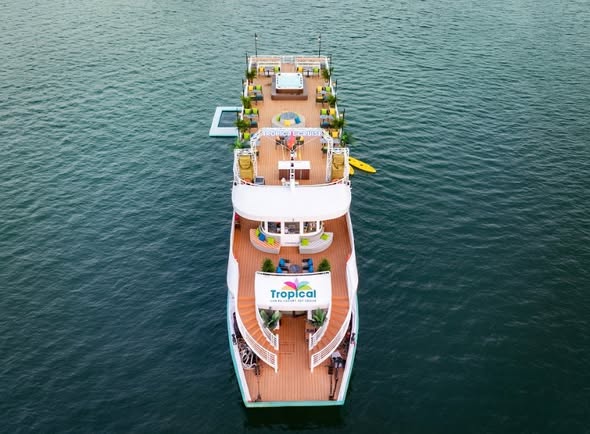 Du thuyền Tropical Cruise 5 sao cao cấp