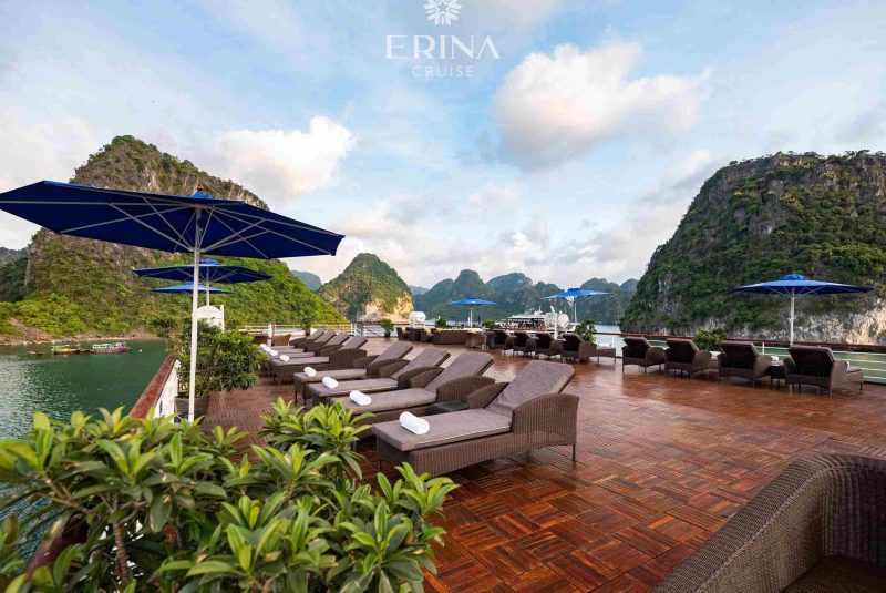 Sundeck rộng thoáng