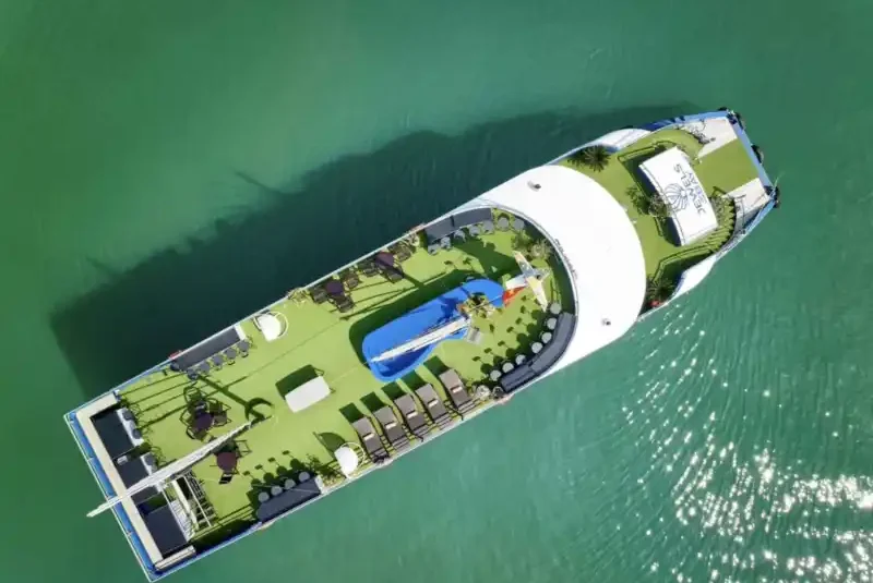 Du thuyền Jewel Cruise 5 sao 