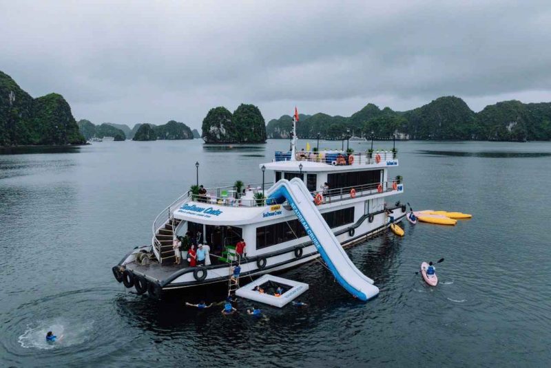 Du thuyền Sea Dream Cruise