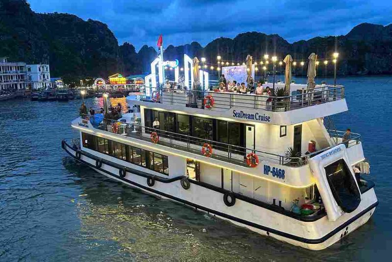 Du thuyền Sea Dream Cruise