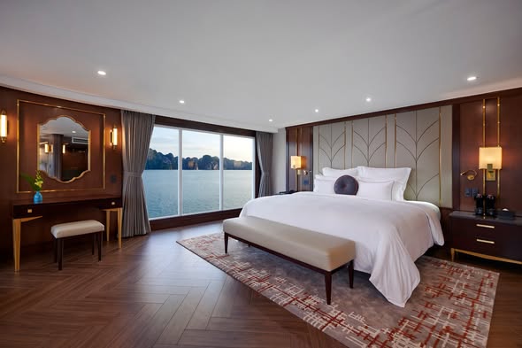 Phòng nghỉ sang trọng, view vịnh hấp dẫn