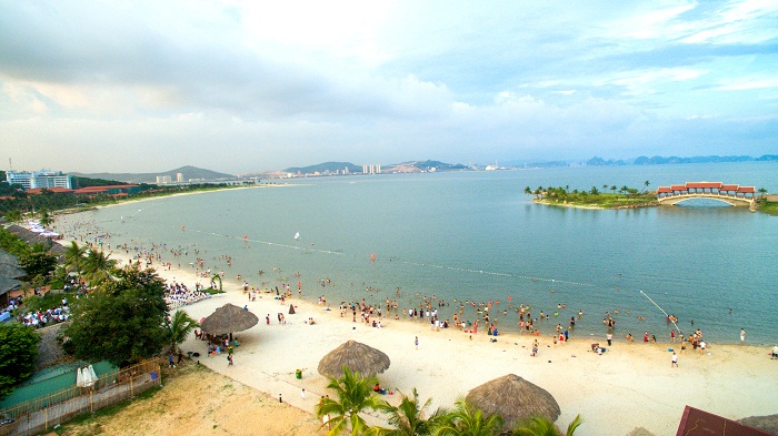 Bãi biển Tuần Châu 