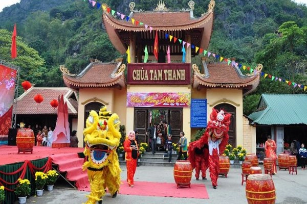 Chùa Tam Thanh Lạng Sơn