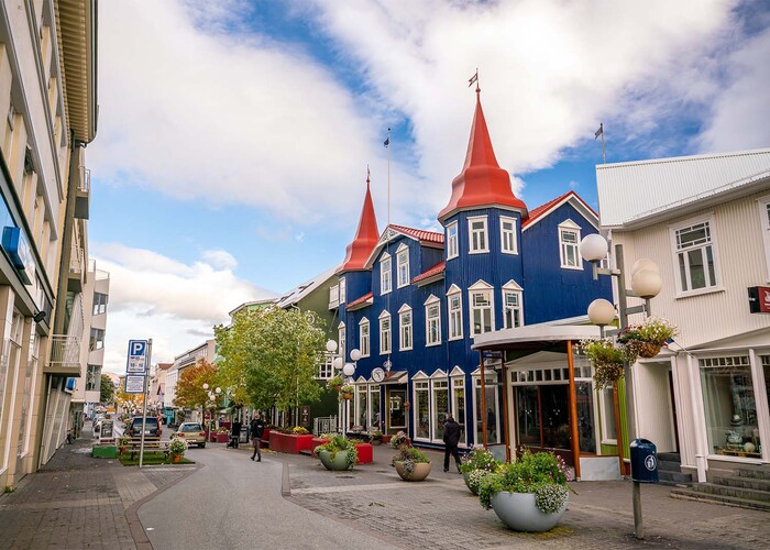 khám phá Akureyri
