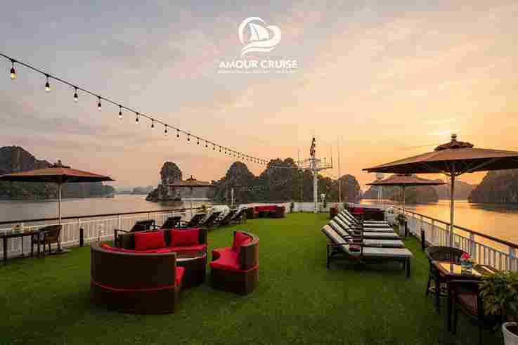 Sundeck ngắm bình minh và hoàng hôn cưc chill 