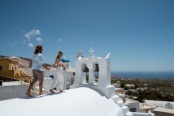 Tham quan khu vực Pyrgos